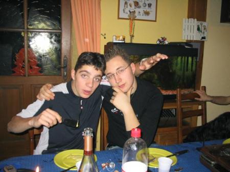 dan et max
